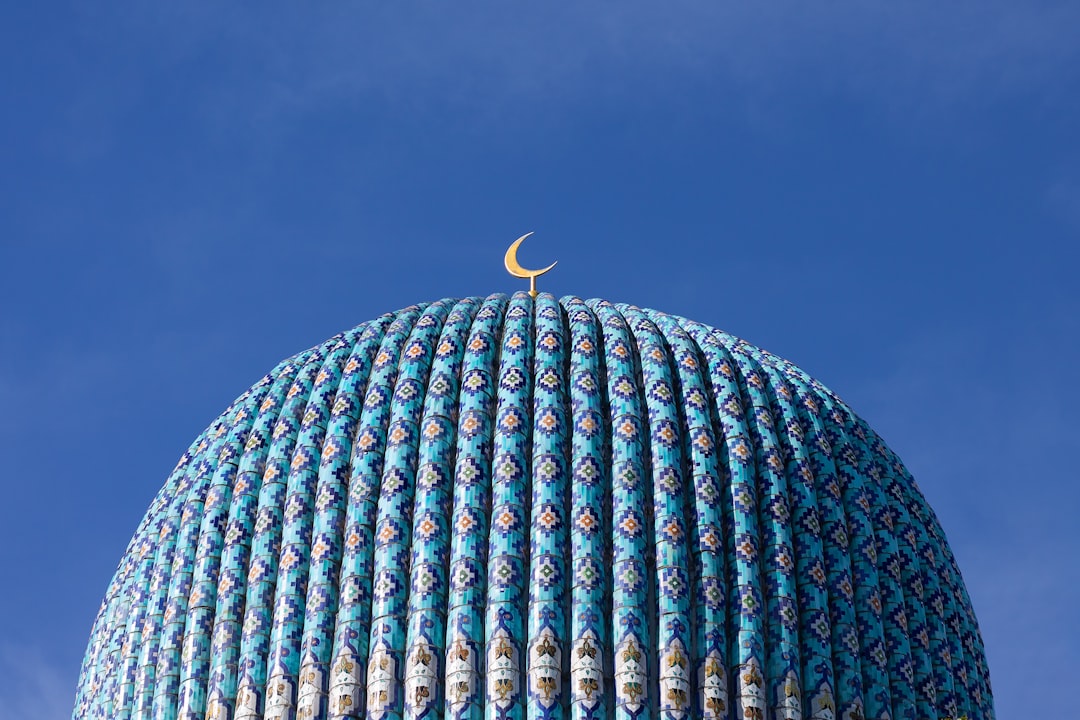 Meeting the Person You Like in Your Dreams: Islamic Interpretation